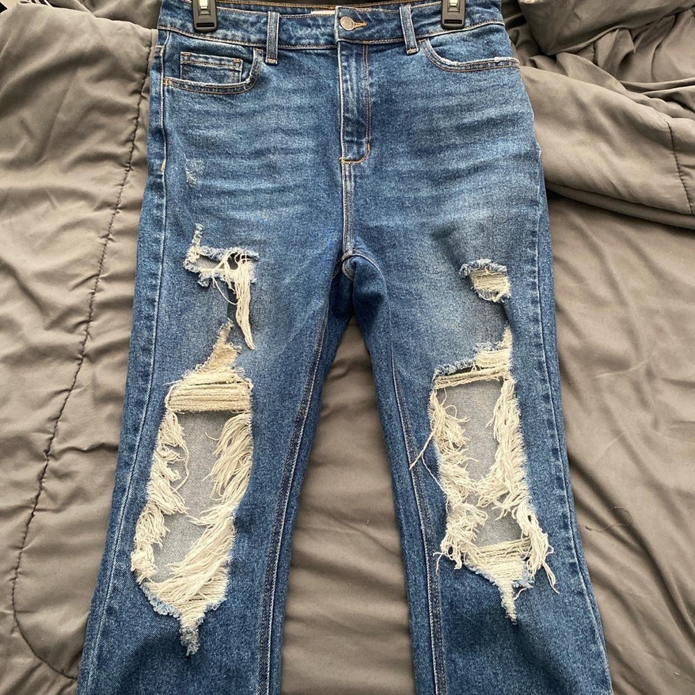 Size 9 oversized boyfriend jeans. From Marshall’s 20$ +Used/ but good condition